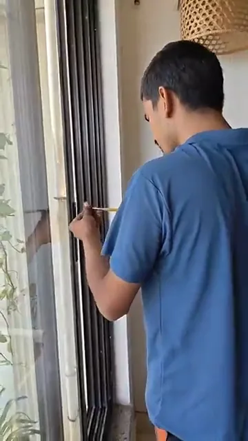 Video: Sliding window lock handle repair Mumbai by Vishwa Windows