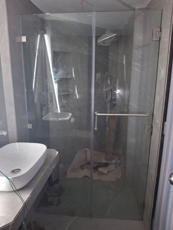 Shower glass partition bathroom Mumbai by Vishwa Windows